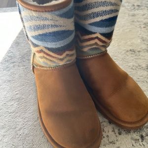 UGG Pendleton Boots